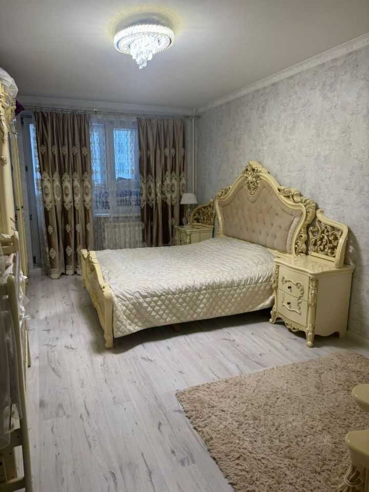 2-комнатная квартира, 79 м² — фотография 3
