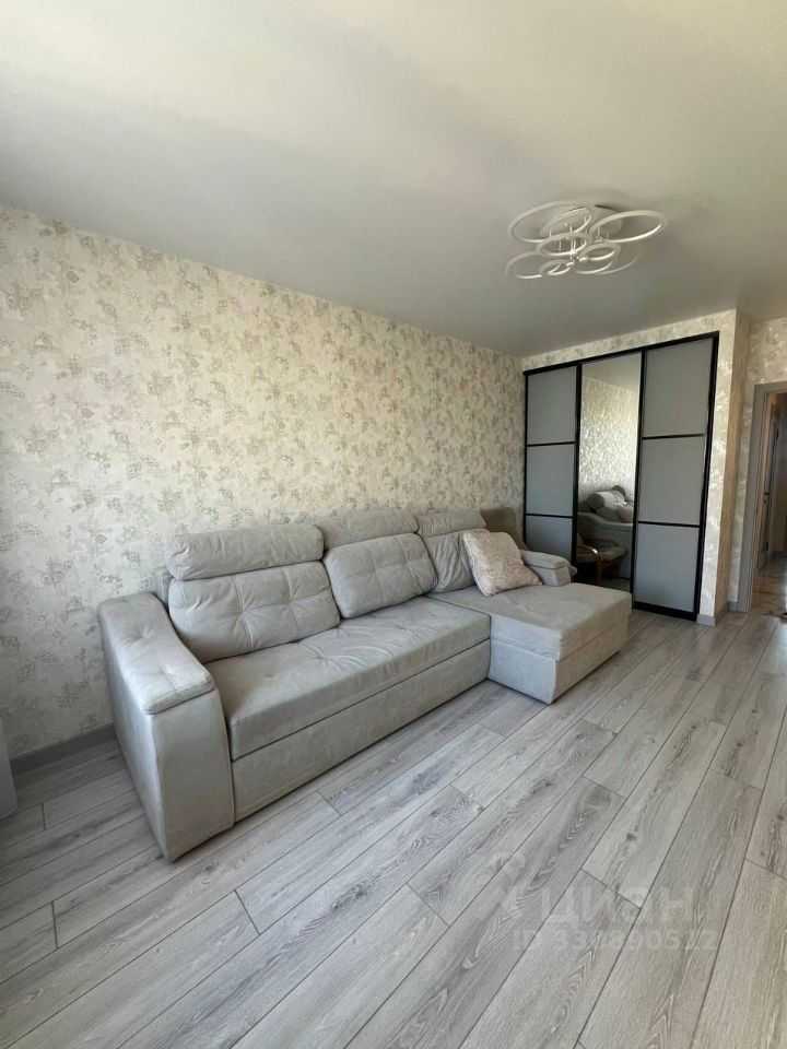 2-комнатная квартира, 68 м² — фотография 3