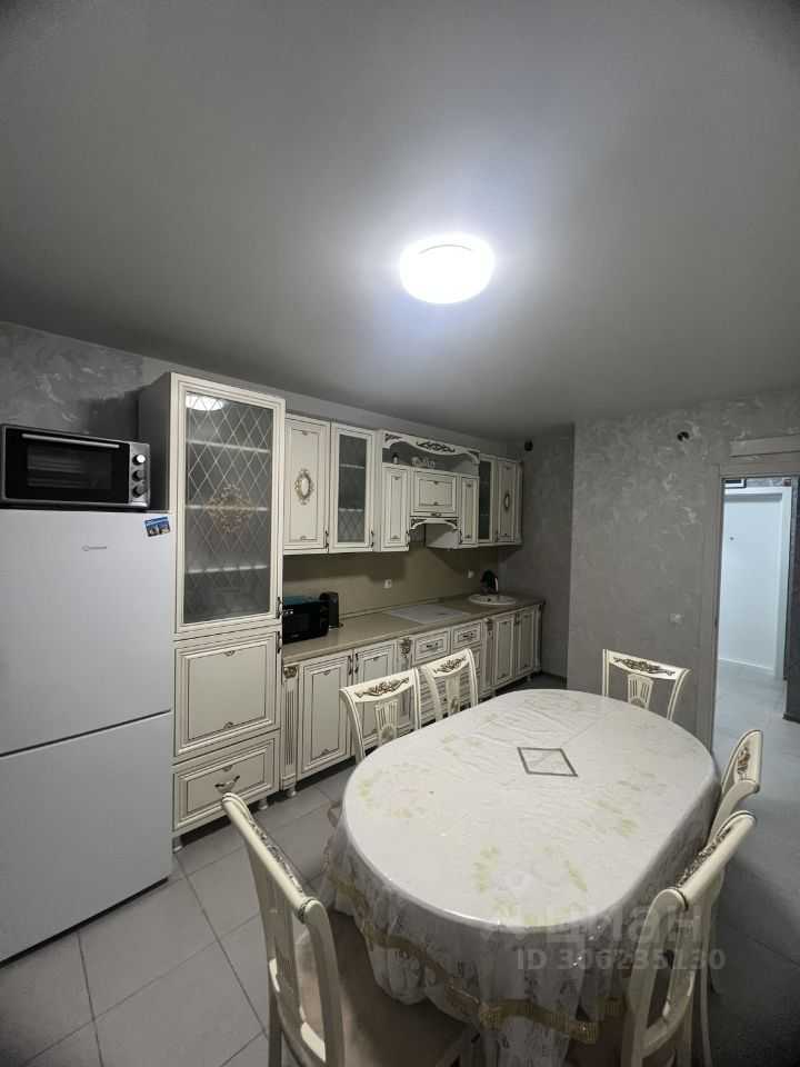 3-комнатная квартира, 82 м²