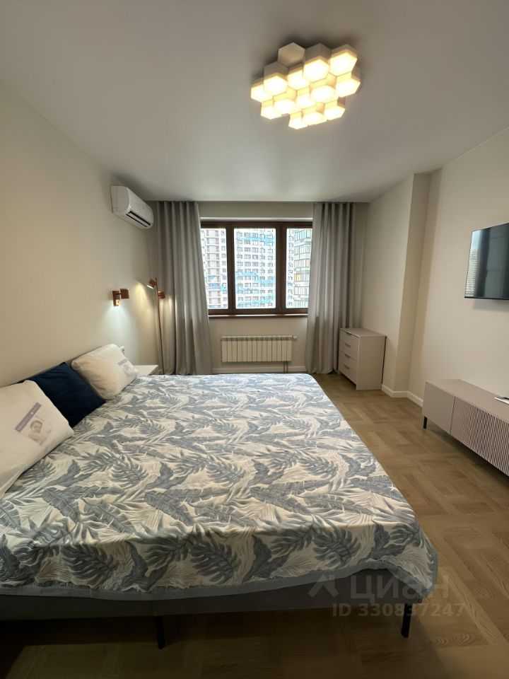 2-комнатная квартира, 66 м² — фотография 2