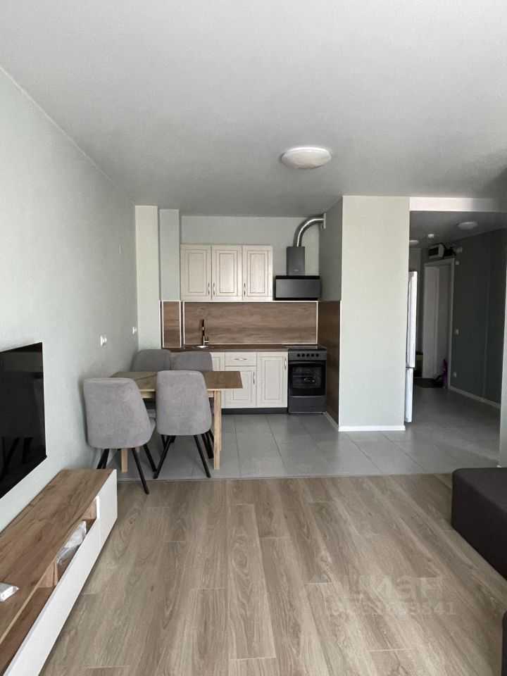 1-комнатная квартира, 52,2 м² — фотография 2