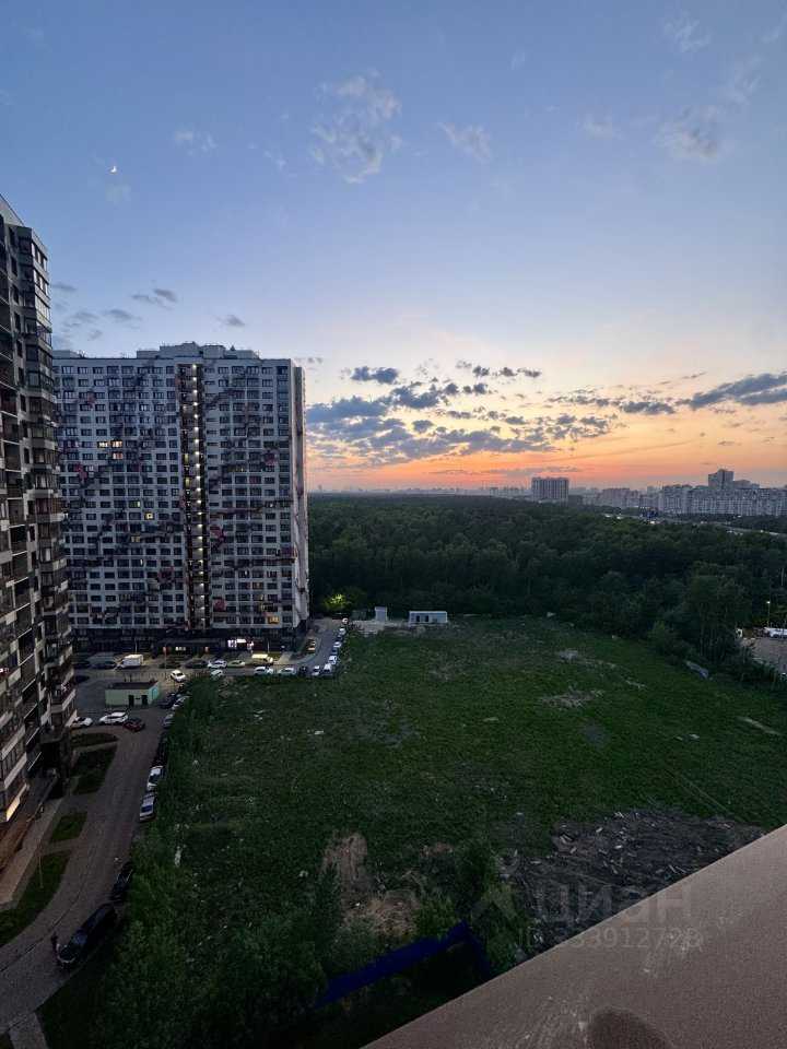 2-комнатная квартира, 70 м² — фотография 3