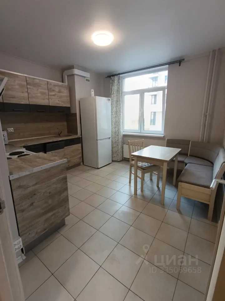 3-комнатная квартира, 74,4 м² — фотография 2