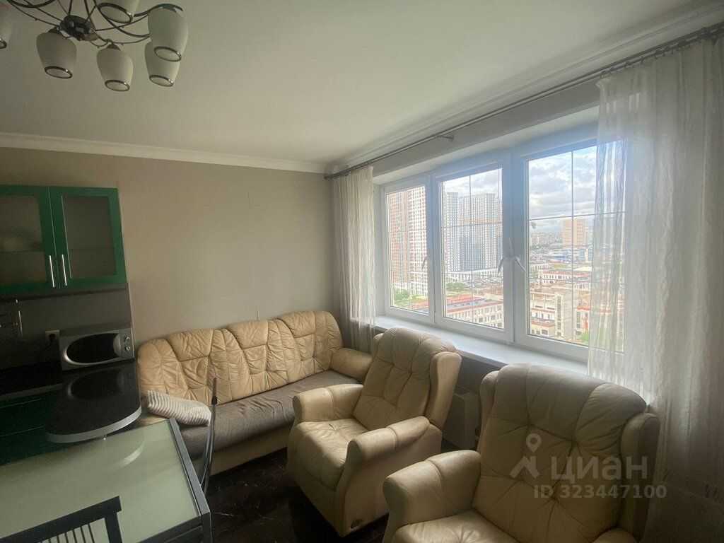 2-комнатная квартира, 70 м² — фотография 2