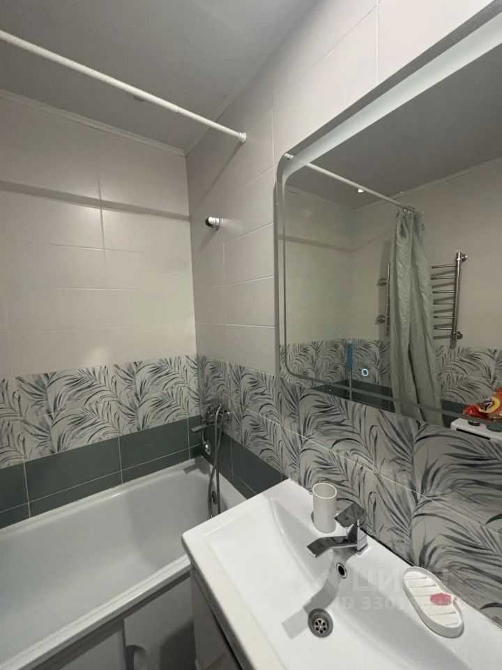2-комнатная квартира, 63 м² — фотография 2