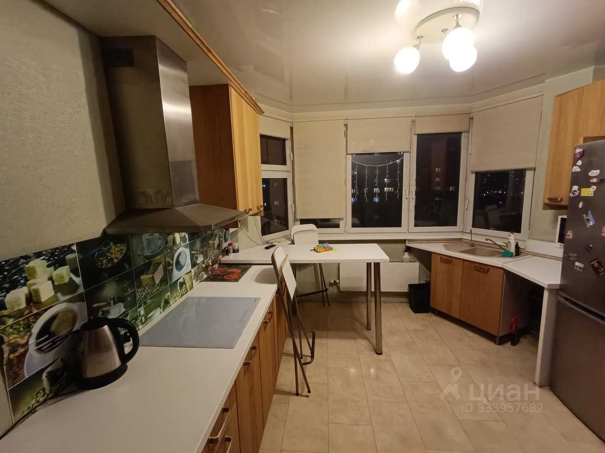 2-комнатная квартира, 60,5 м² — фотография 2