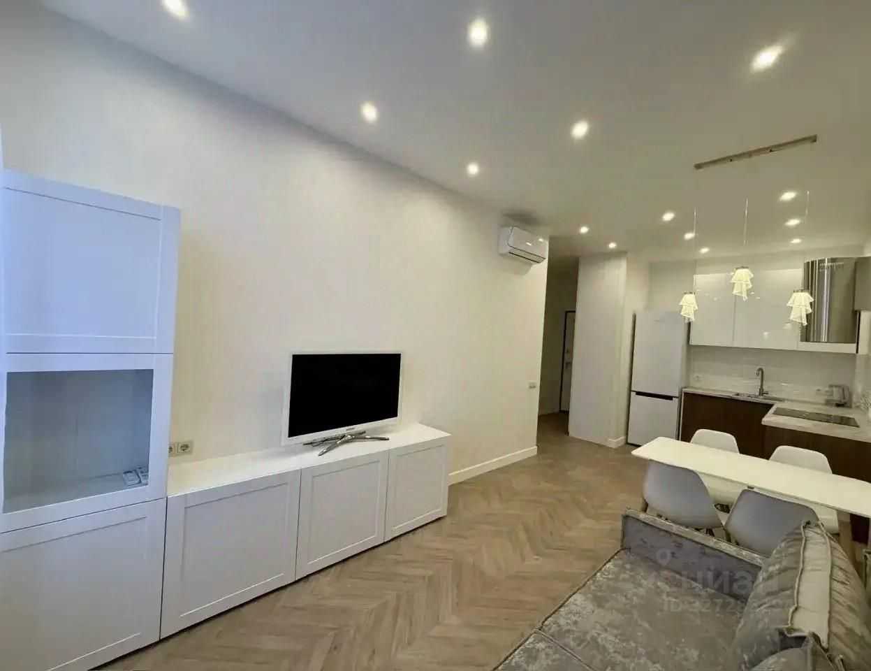 2-комнатная квартира, 42 м² — фотография 2
