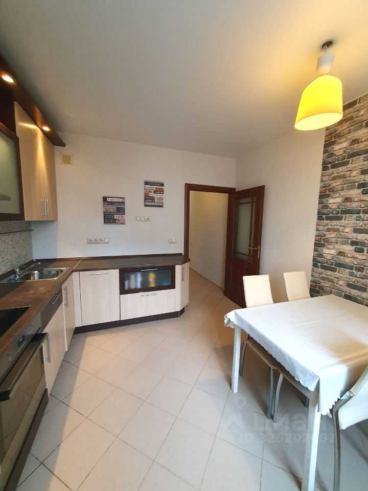 4-комнатная квартира, 100 м² — фотография 2