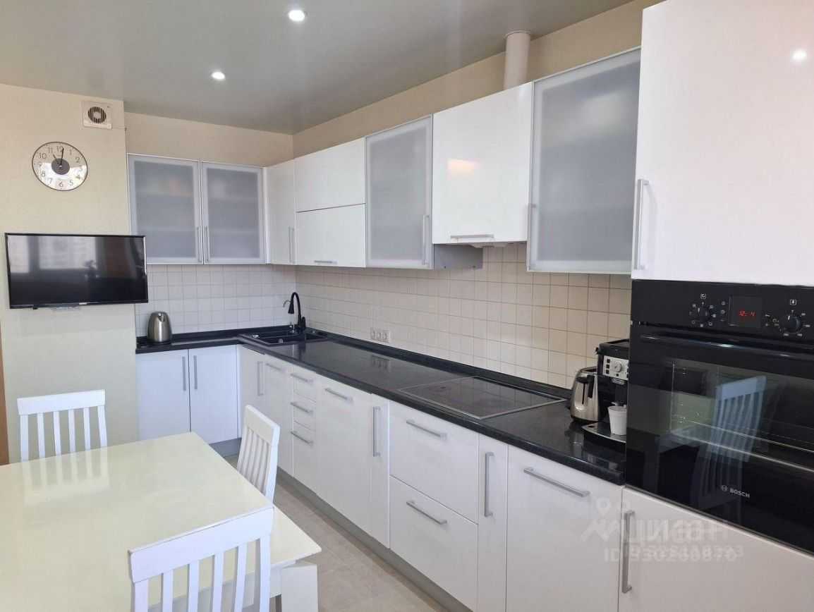 2-комнатная квартира, 62 м² — фотография 2