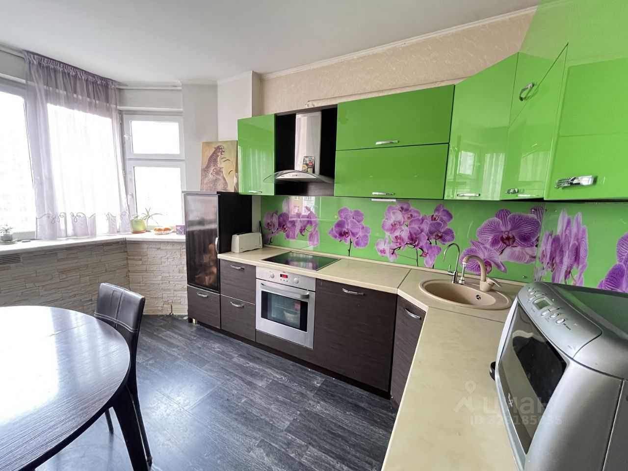 2-комнатная квартира, 70 м² — фотография 3