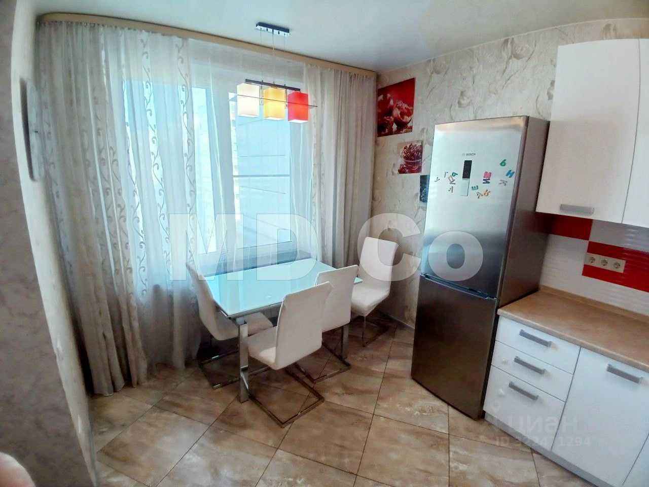 2-комнатная квартира, 65 м² — фотография 3