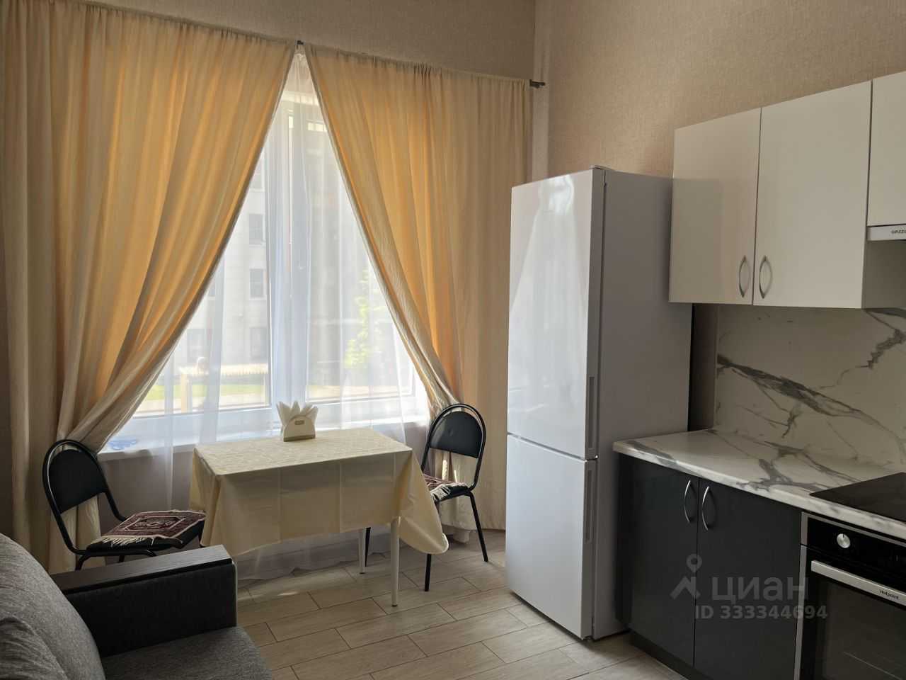 1-комнатная квартира, 45 м² — фотография 2