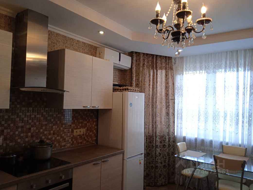 2-комнатная квартира, 65 м² — фотография 2