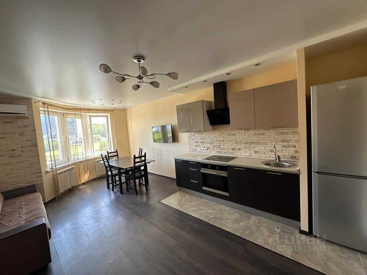 2-комнатная квартира, 80 м² — фотография 3