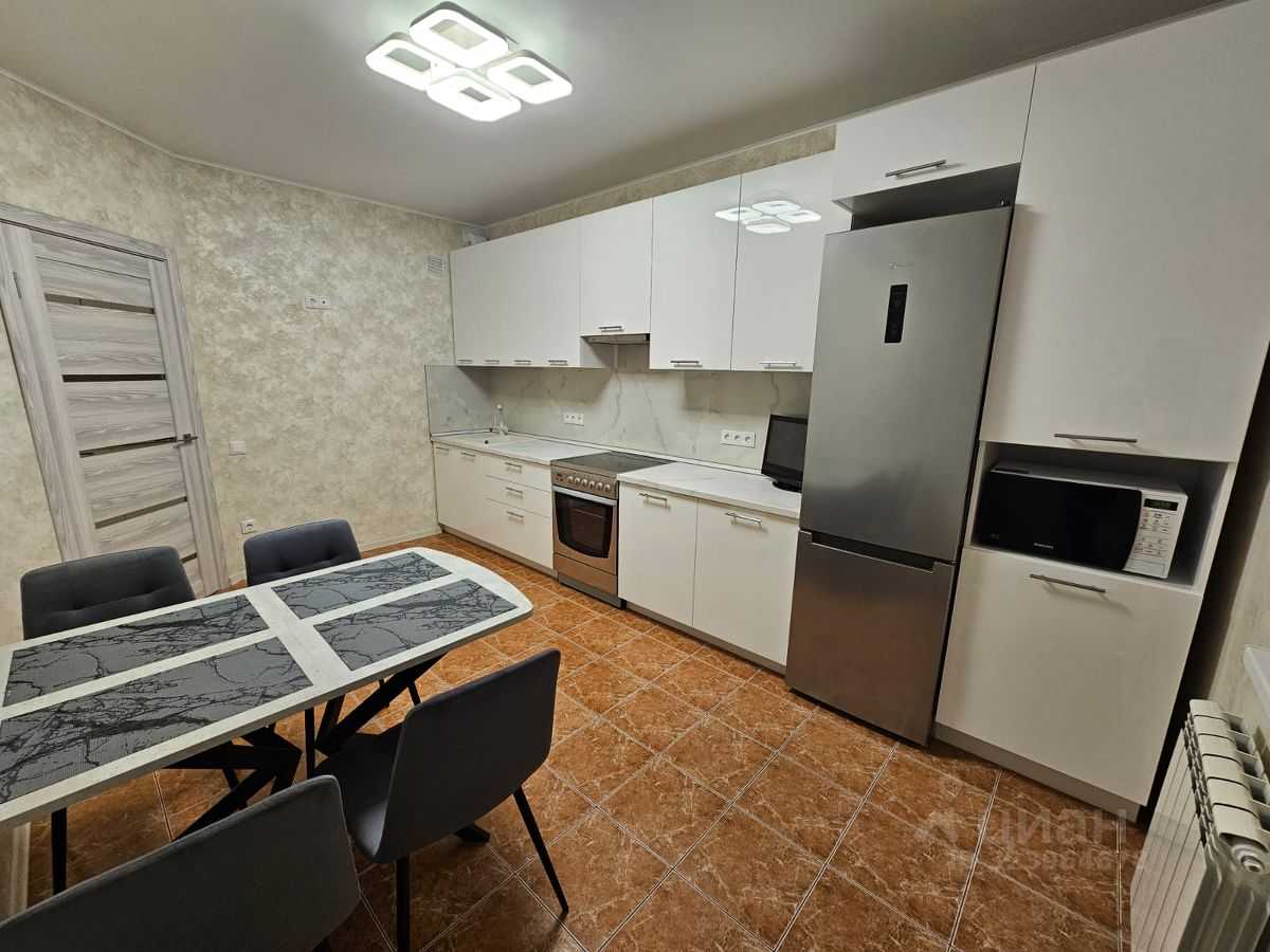 2-комнатная квартира, 70 м² — фотография 2