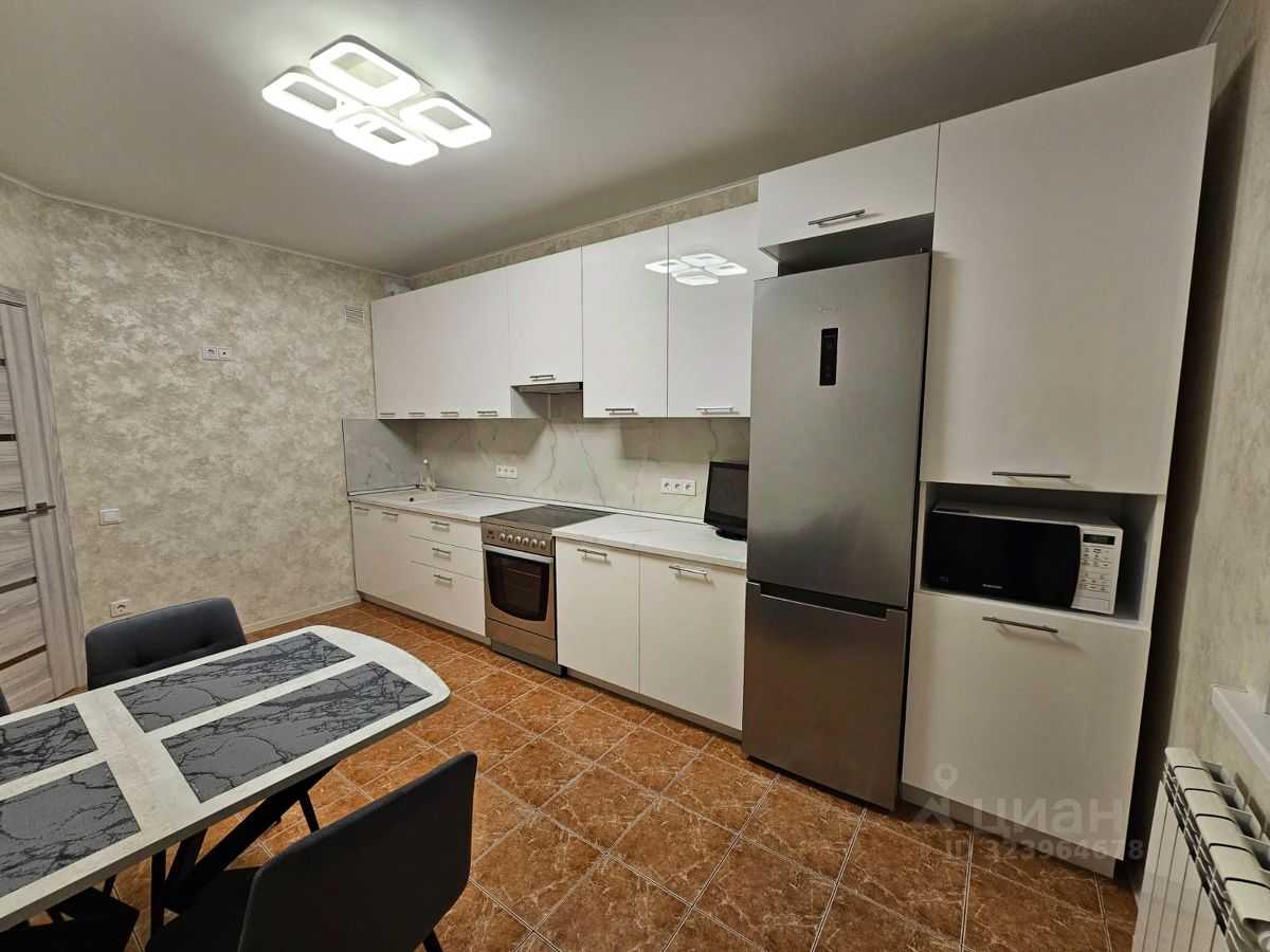 2-комнатная квартира, 70 м² — фотография 3