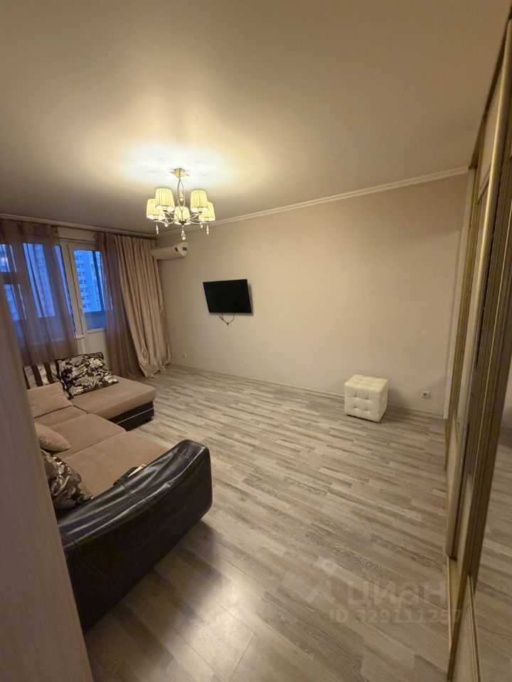 2-комнатная квартира, 62 м² — фотография 3