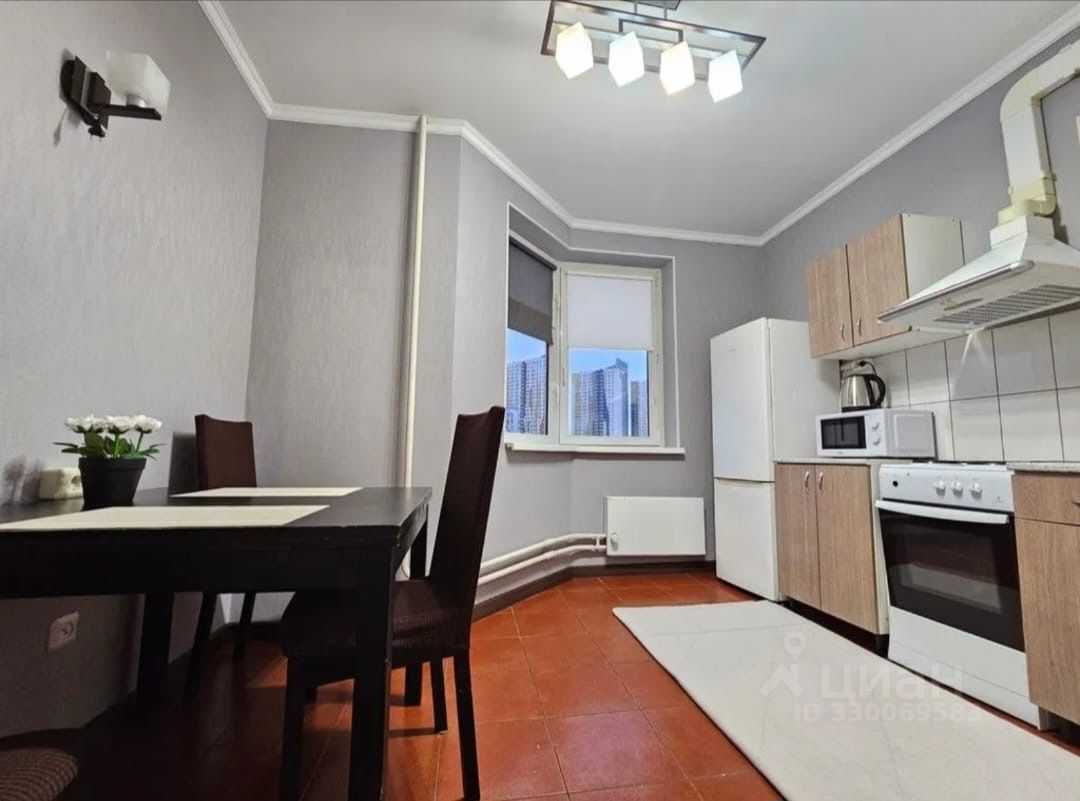 1-комнатная квартира, 42 м²