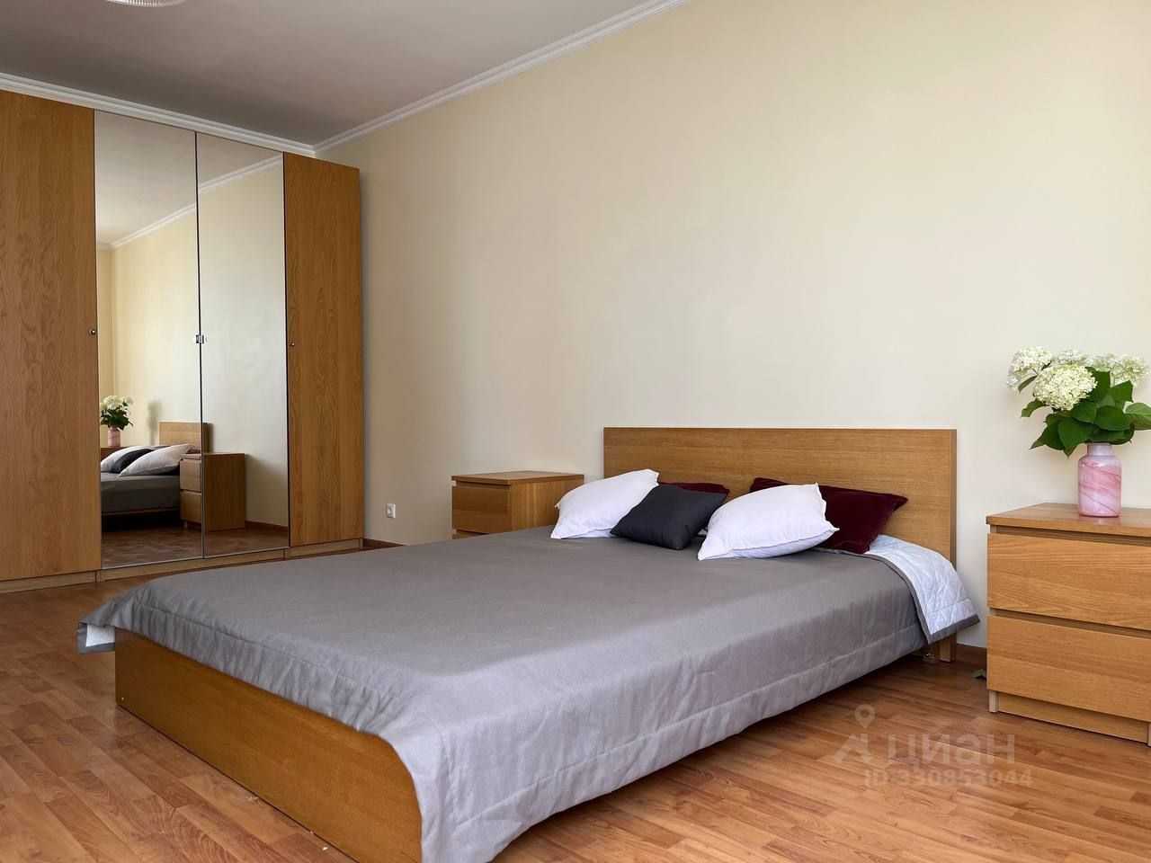 2-комнатная квартира, 55 м² — фотография 3