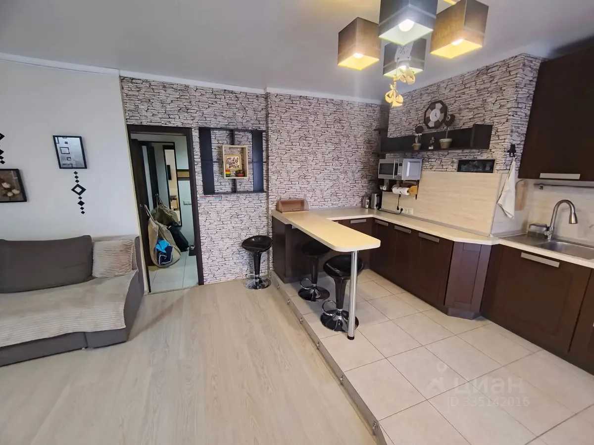1-комнатная квартира, 52 м² — фотография 2