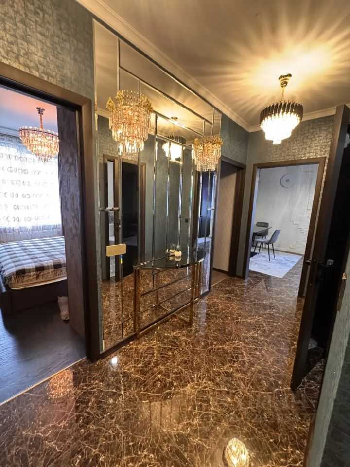 2-комнатная квартира, 56 м² — фотография 2