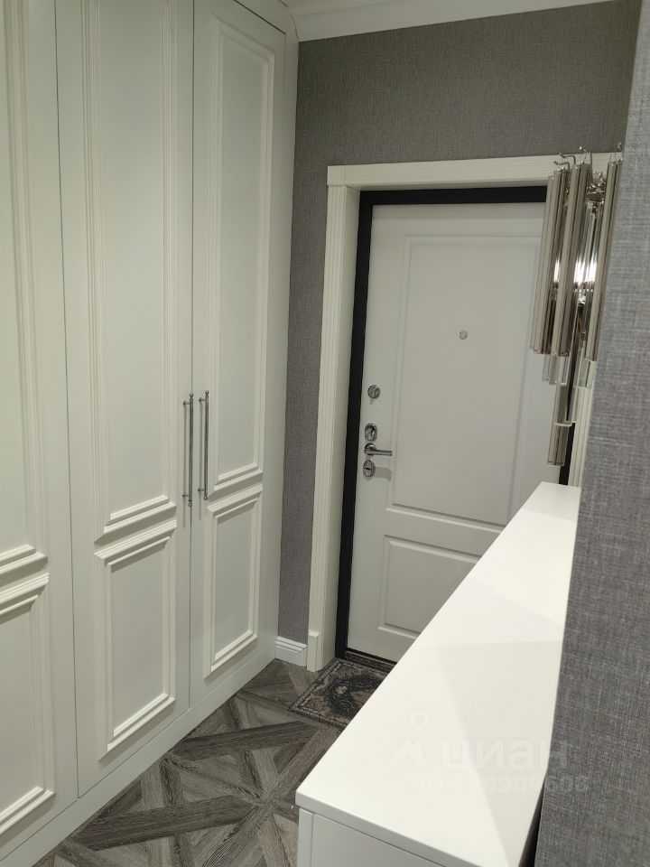 2-комнатная квартира, 55 м² — фотография 2
