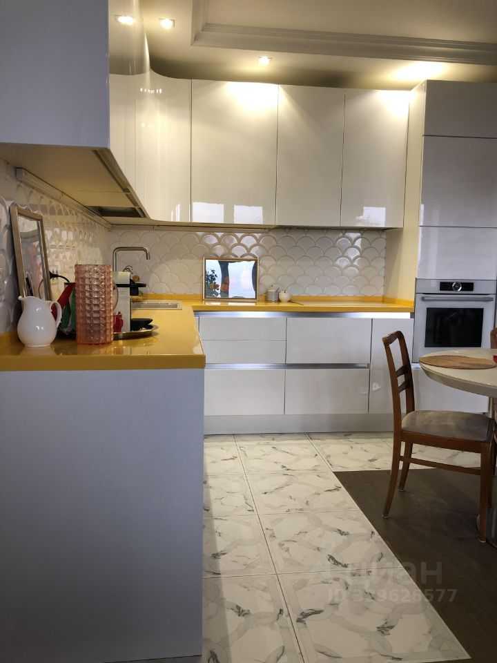 3-комнатная квартира, 80 м² — фотография 2