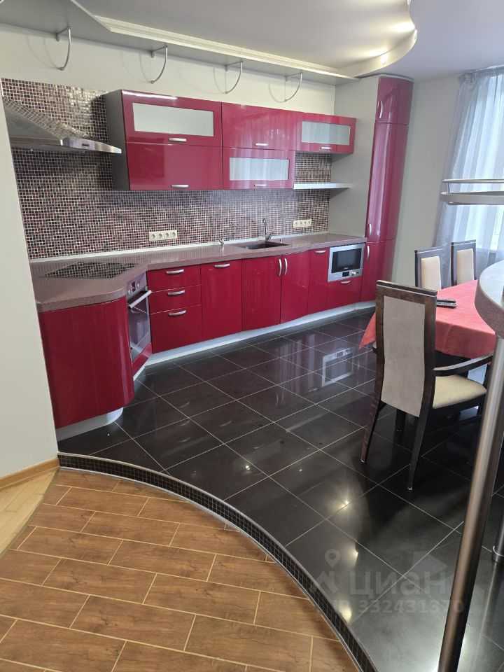 2-комнатная квартира, 76 м² — фотография 2