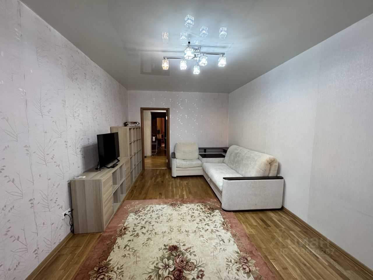 2-комнатная квартира, 68 м² — фотография 2