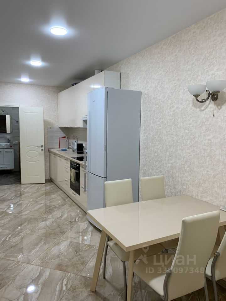 3-комнатная квартира, 90 м² — фотография 3