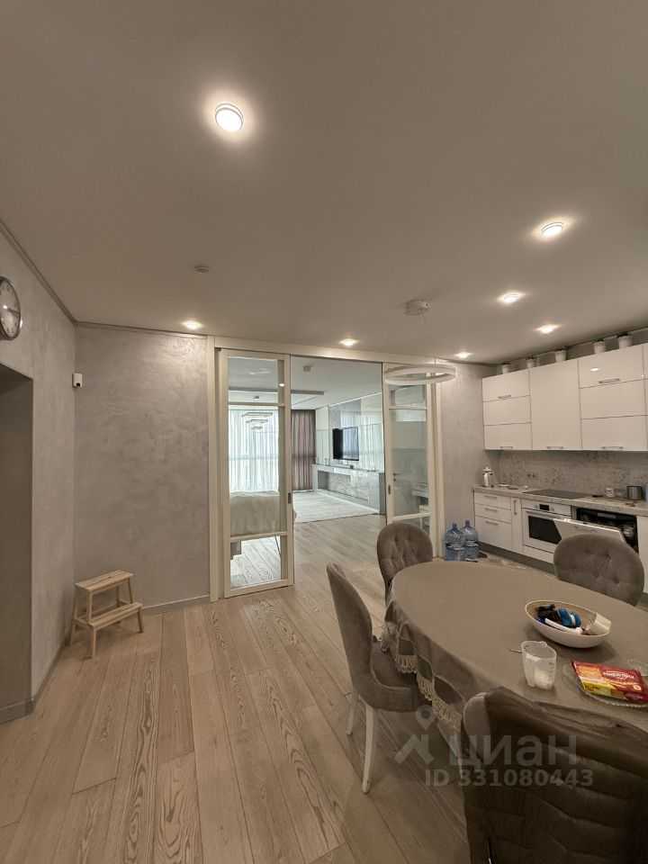 4-комнатная квартира, 159 м²
