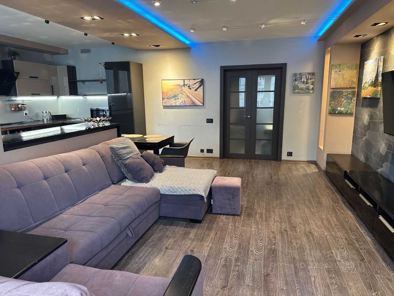 2-комнатная квартира, 74 м² — фотография 2