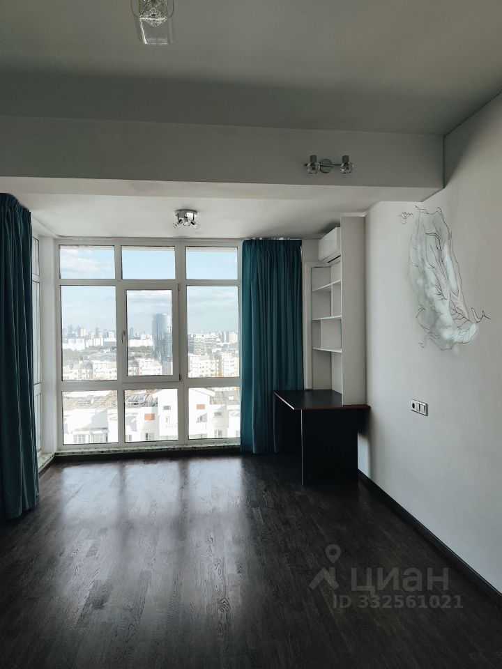 3-комнатная квартира, 120 м² — фотография 2