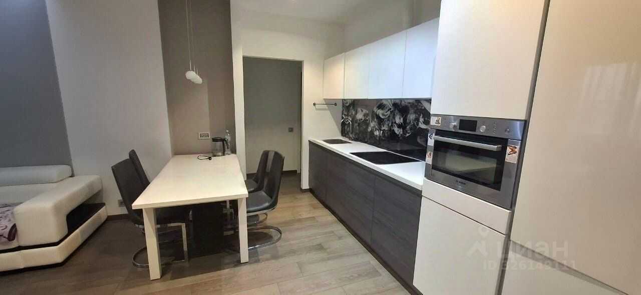 4-комнатная квартира, 87 м² — фотография 3