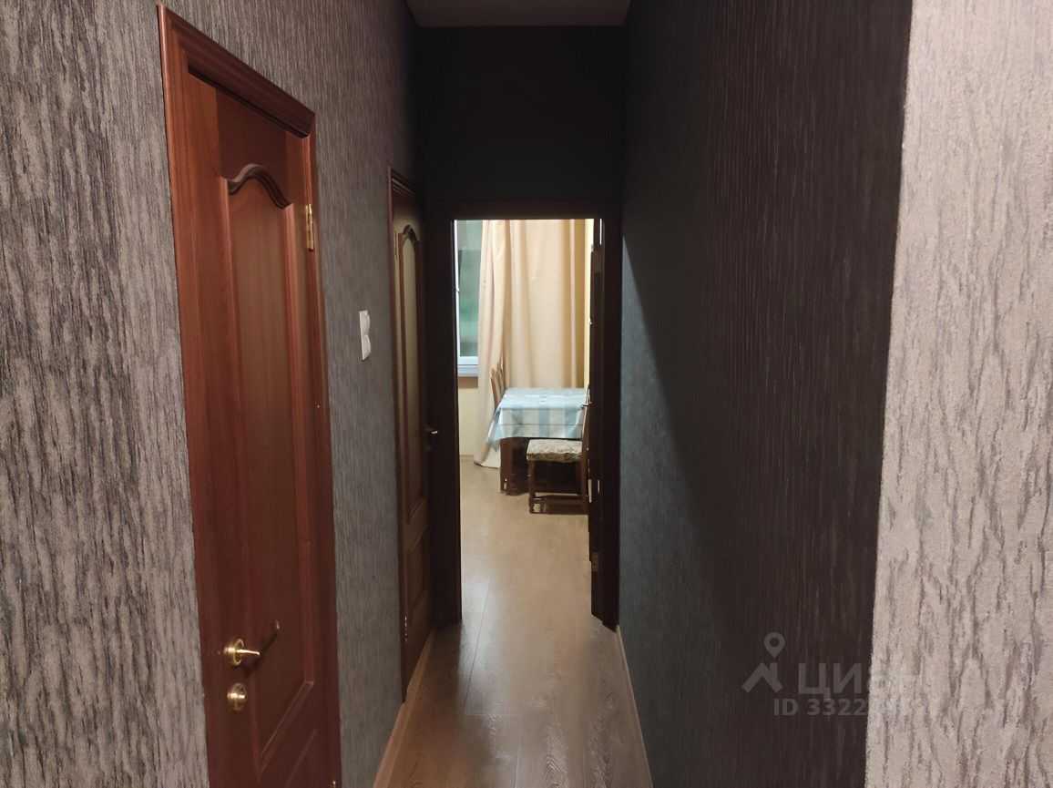 2-комнатная квартира, 72 м² — фотография 3