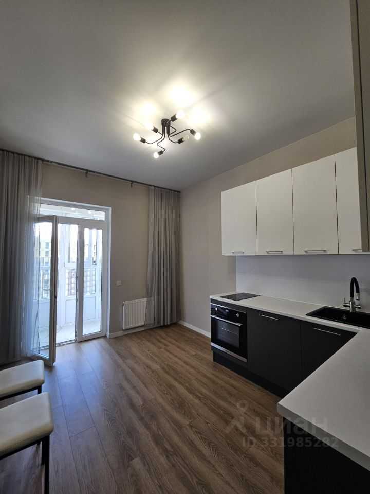 2-комнатная квартира, 56 м² — фотография 2
