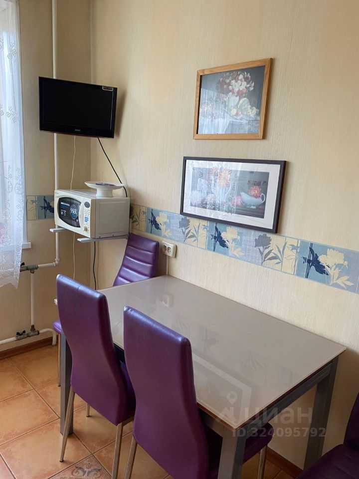 3-комнатная квартира, 65 м² — фотография 3