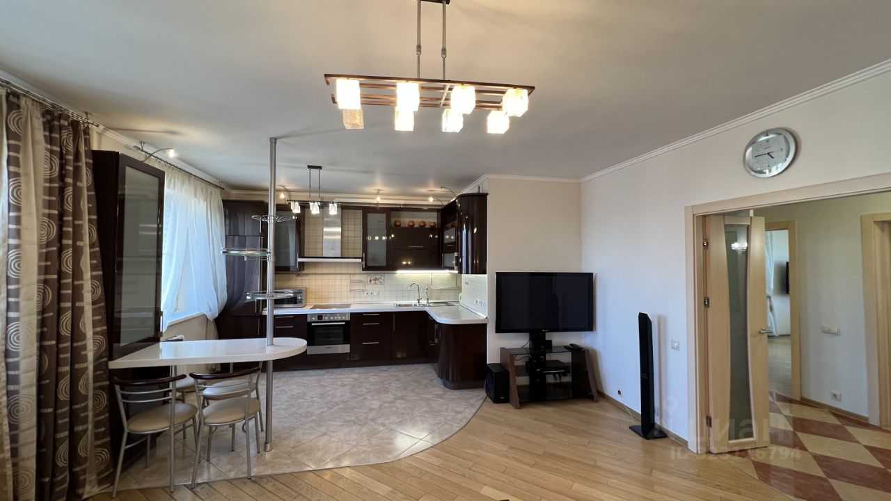 3-комнатная квартира, 115 м² — фотография 2