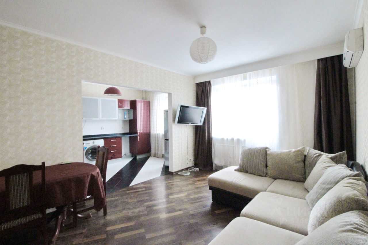2-комнатная квартира, 65 м² — фотография 2