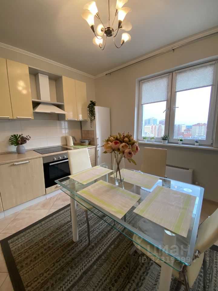 2-комнатная квартира, 72 м²