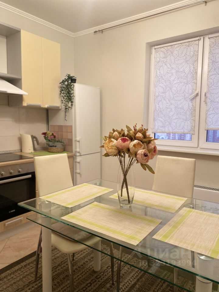 2-комнатная квартира, 72 м² — фотография 2