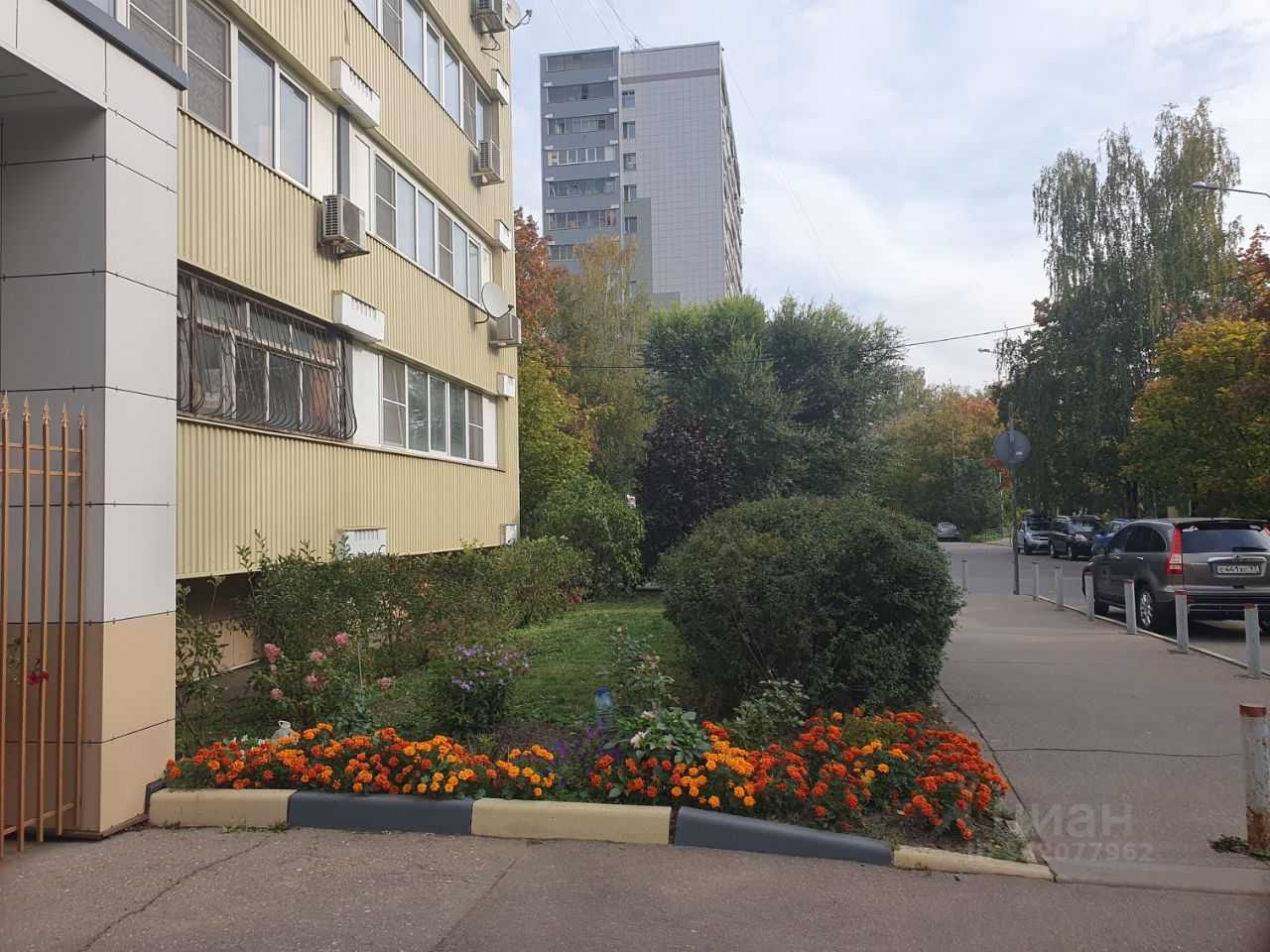 2-комнатная квартира, 66 м² — фотография 2