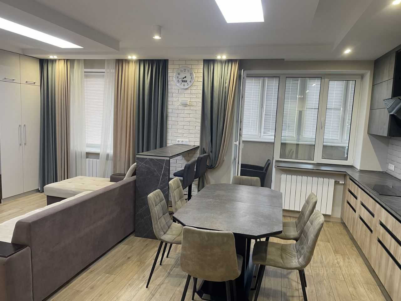 2-комнатная квартира, 75 м² — фотография 2