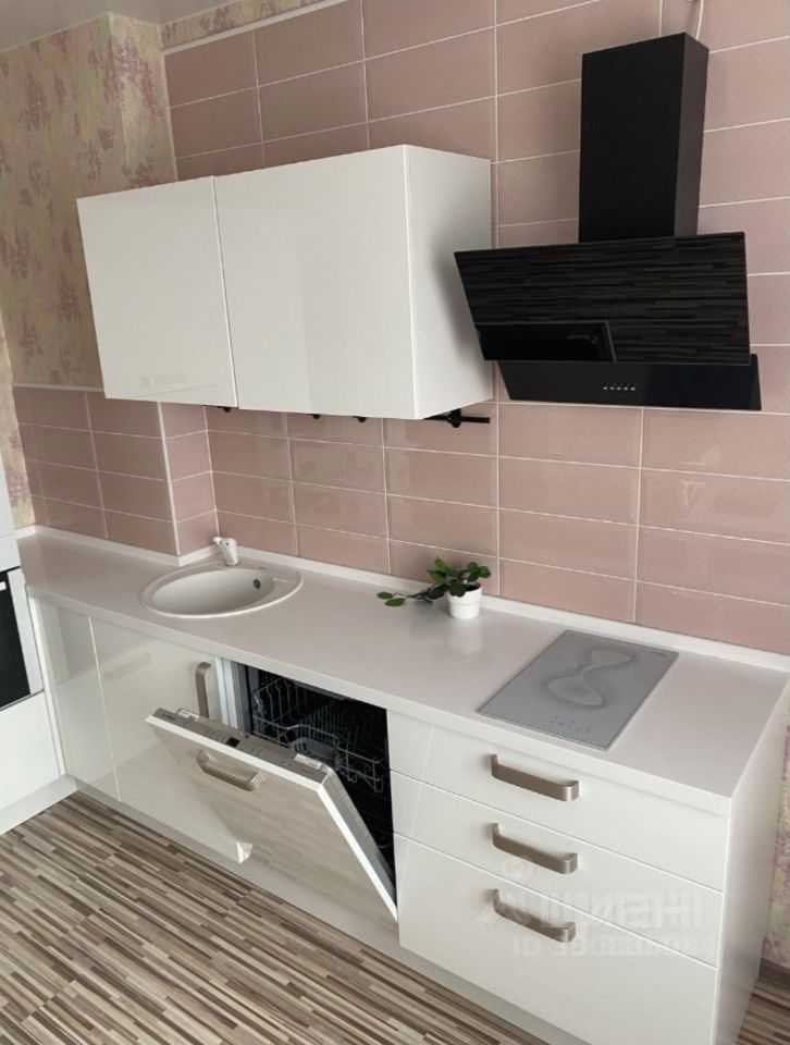 2-комнатная квартира, 62 м² — фотография 2