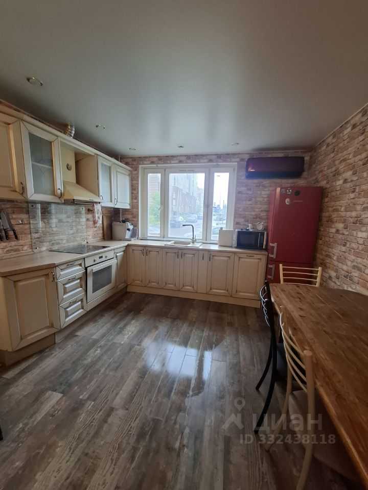 3-комнатная квартира, 72 м²