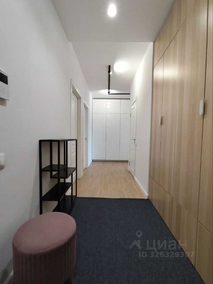 2-комнатная квартира, 55 м² — фотография 2