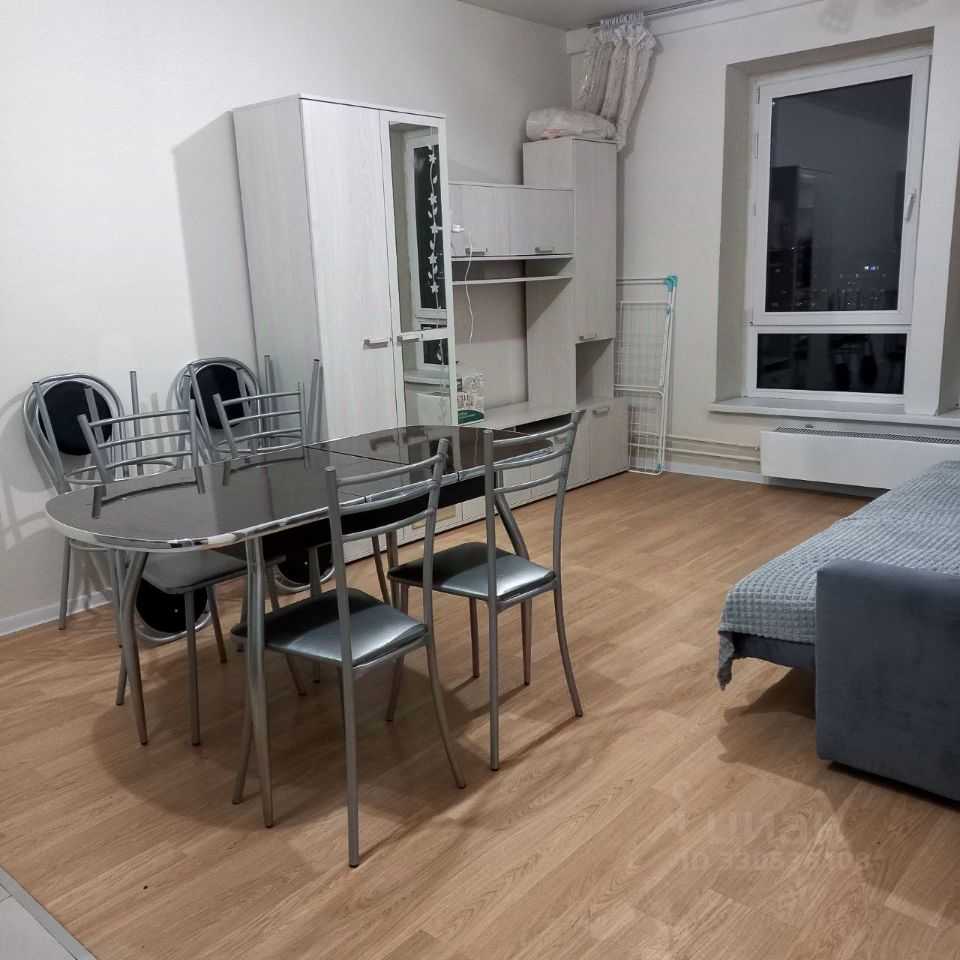 2-комнатная квартира, 67 м² — фотография 2
