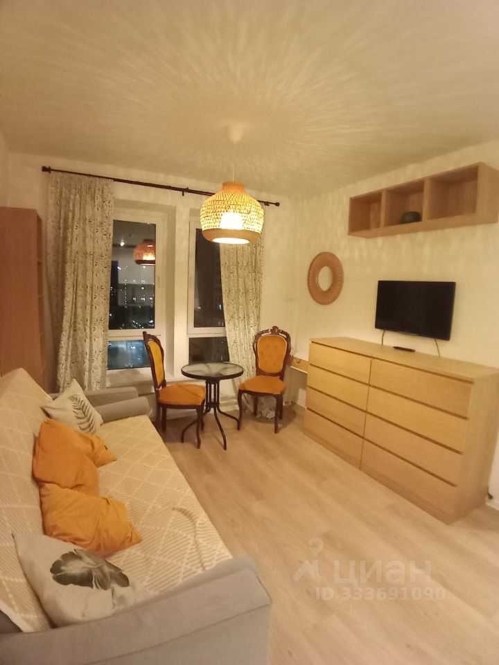 1-комнатная квартира, 35 м² — фотография 2