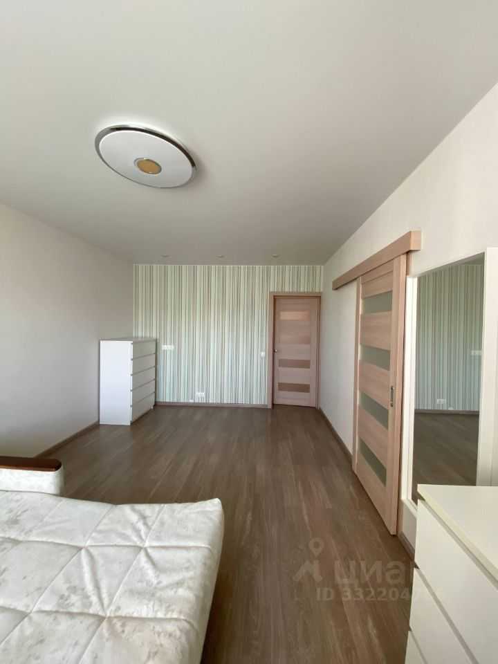 2-комнатная квартира, 65 м² — фотография 3