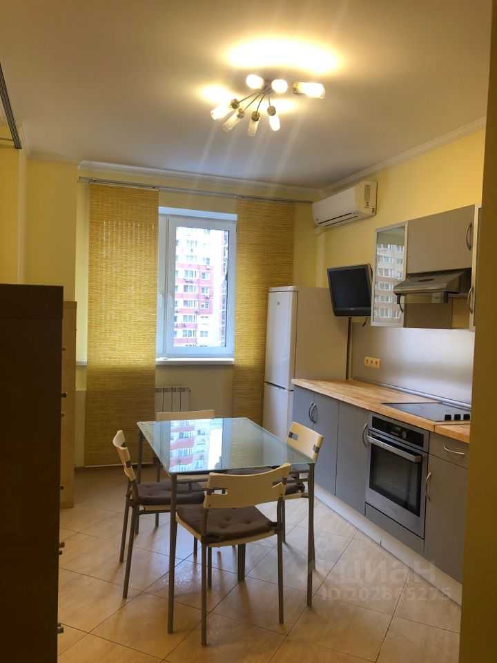 2-комнатная квартира, 64 м² — фотография 3